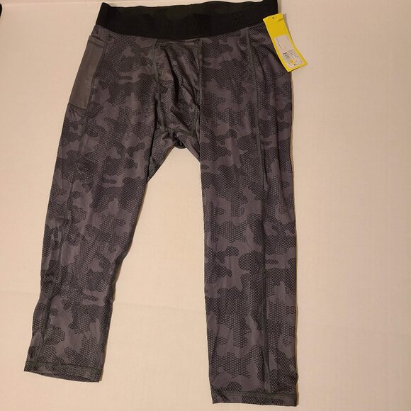 MENS ALL IN MOTION GREY CAMO COMRESSION LEGGINGS W/ POCKETS - XL - Picture 3 of 4